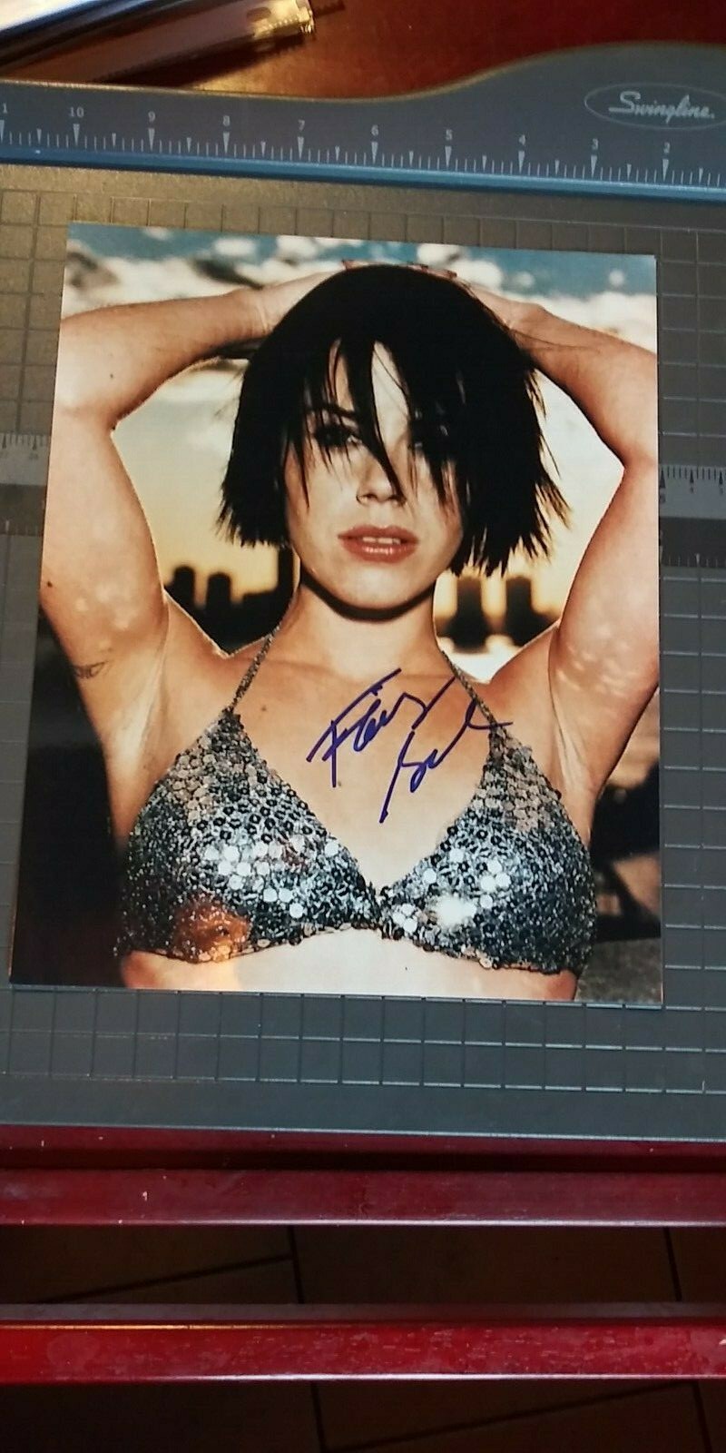 Fairuza Balk signed 8×10