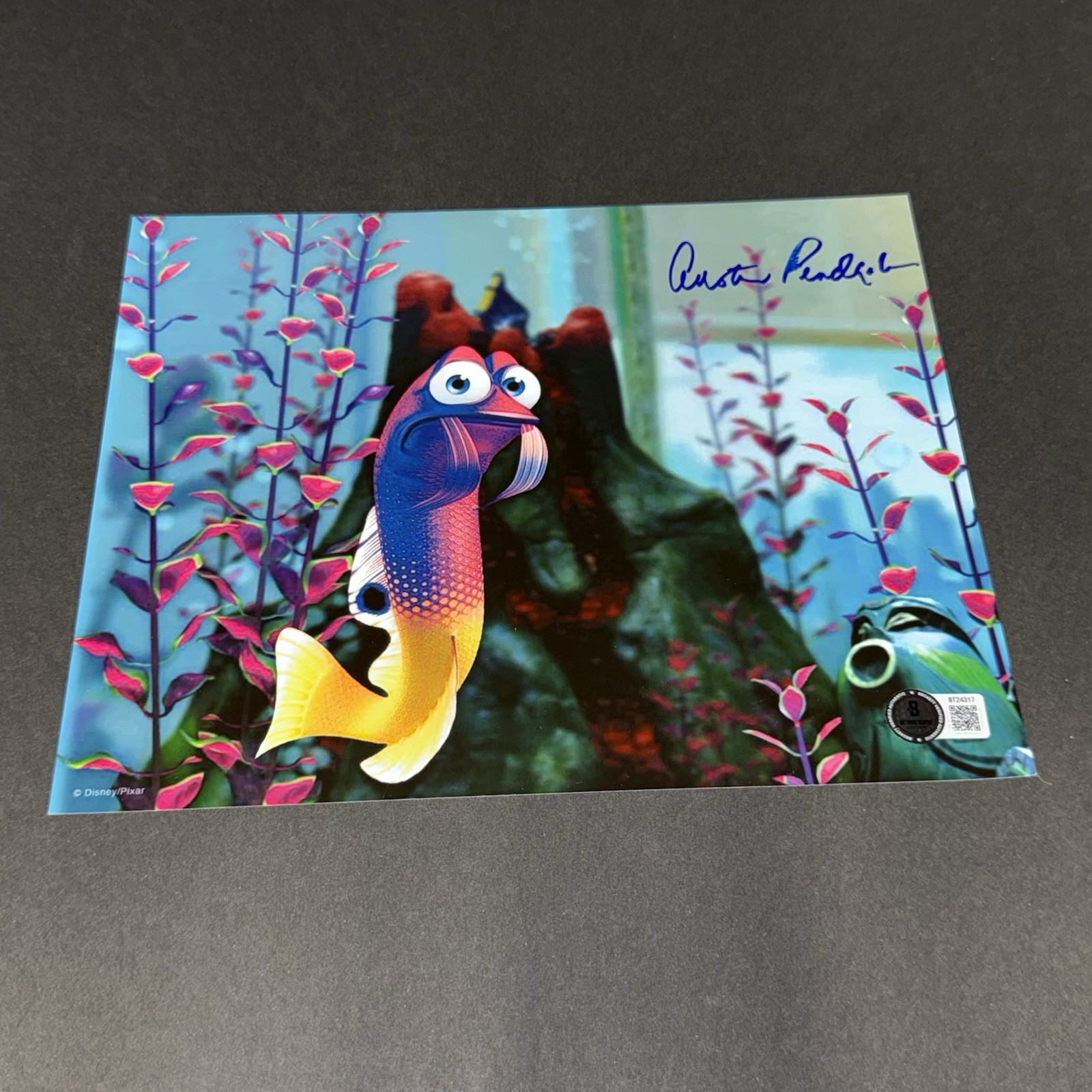 Austin Pendleton Signed Finding Nemo Disney Gurgle 8×10 Photo Beckett BAS