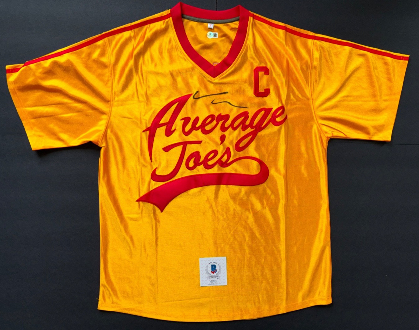 VINCE VAUGHN SIGNED DODGEBALL AVERAGE JOES GYM PETE LAFLEUR JERSEY BAS