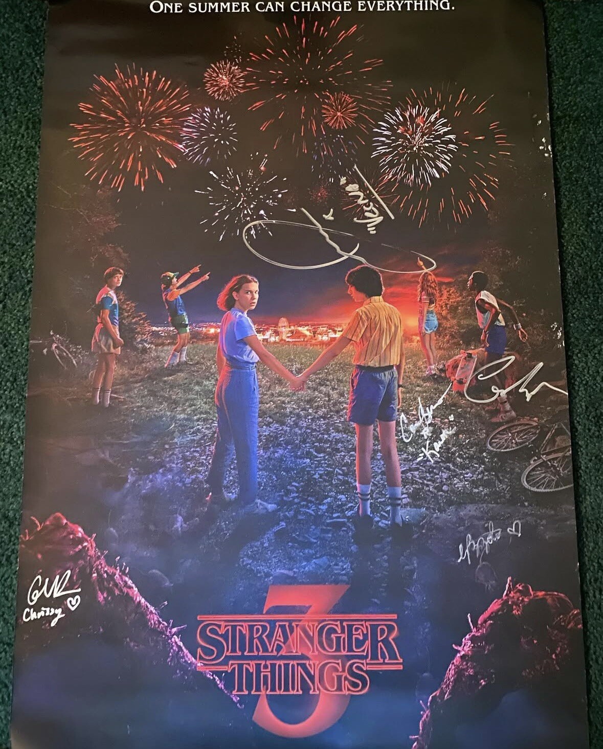 Signed Stranger Things Poster Caleb McLaughlin Jamie Campbell Bower Cara Buono