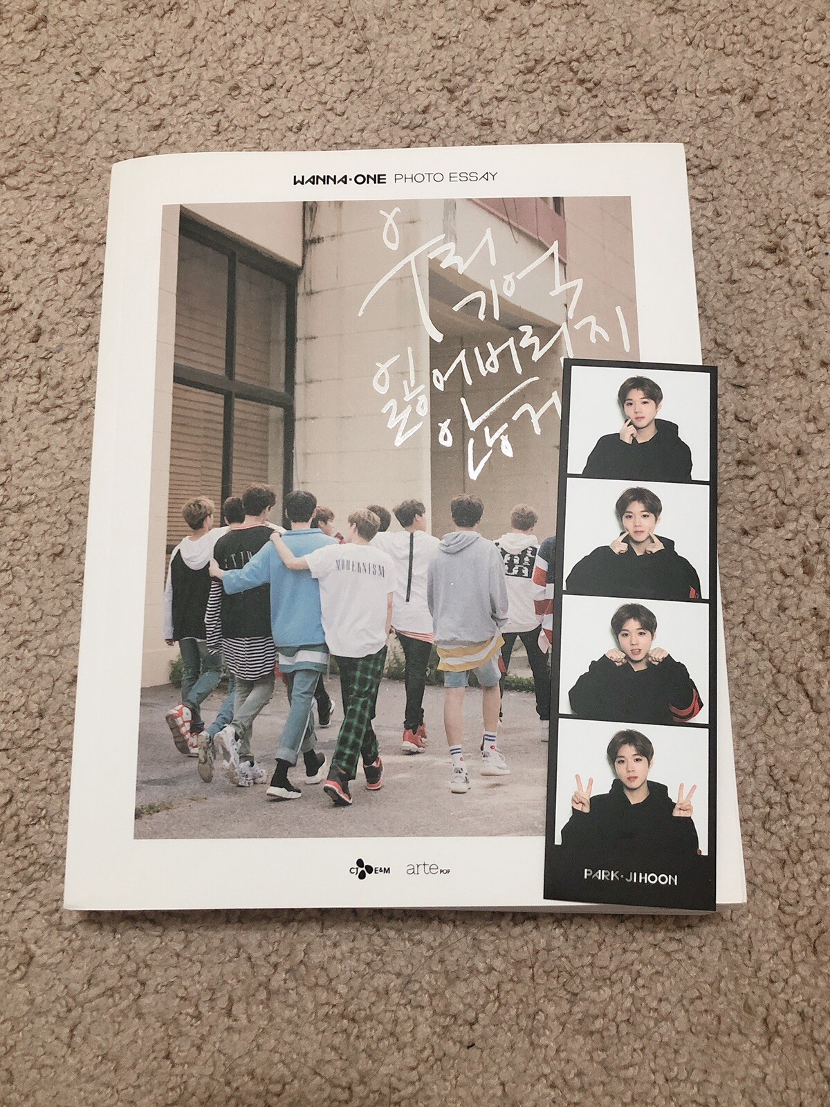 WANNA ONE PHOTO BOOK ESSAY BOOK [JiHoon set]