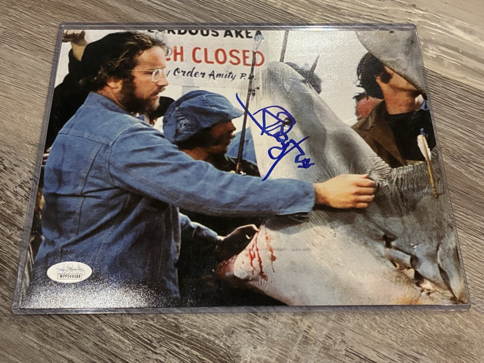 Richard Dreyfuss Jaws 8×10 Autographed Photo JSA Certified