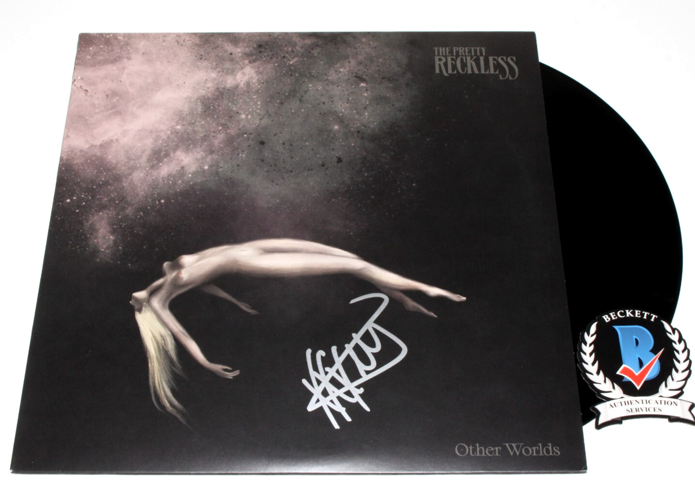 TAYLOR MOMSEN SIGNED THE PRETTY RECKLESS OTHER WORLDS ALBUM VINYL RECORD BECKETT