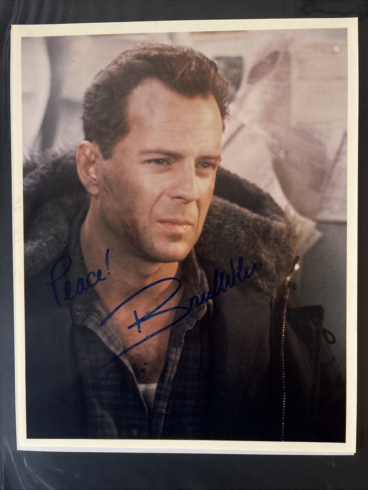 BRUCE WILLIS Signed (DIE HARD 2) 8×10″ Original Autograph