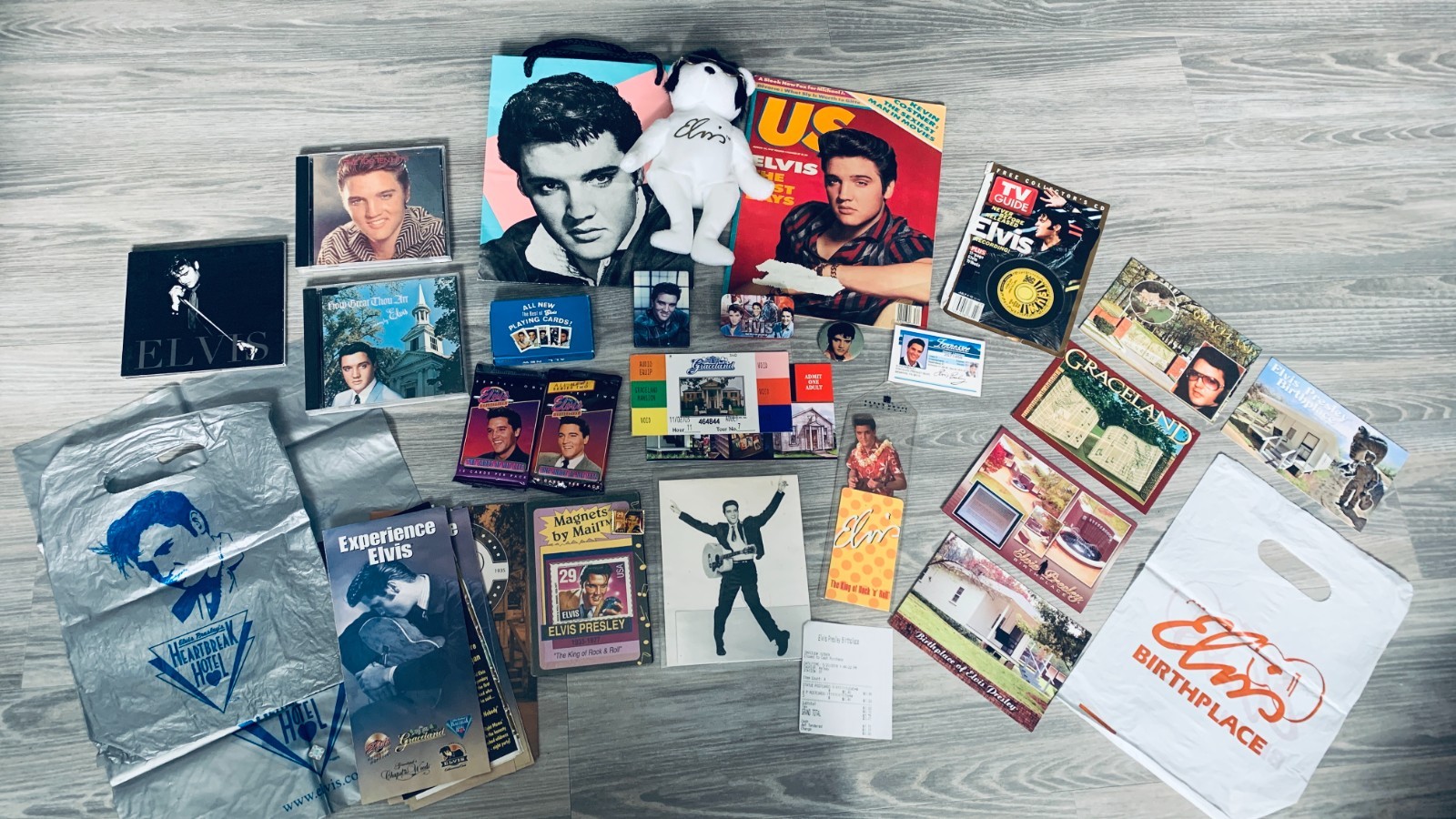 Elvis Presley Memorabilia Lot Graceland Bags Souvenirs Bear Magnets Tour Book