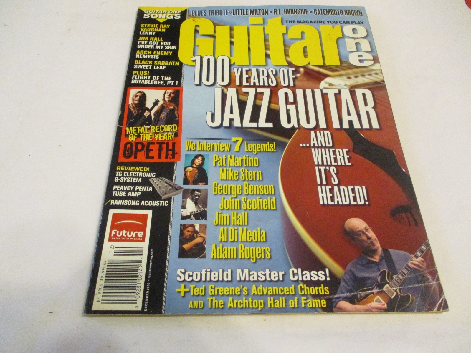 GUITAR ONE MAGAZINE DECEMBER 2005 100 YEARS OF JAZZ GUITAR NO CD