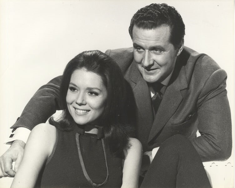 The Avengers Patrick Macnee Diana Rigg 1960’s Series Portrait Vintage 8×10 Photo