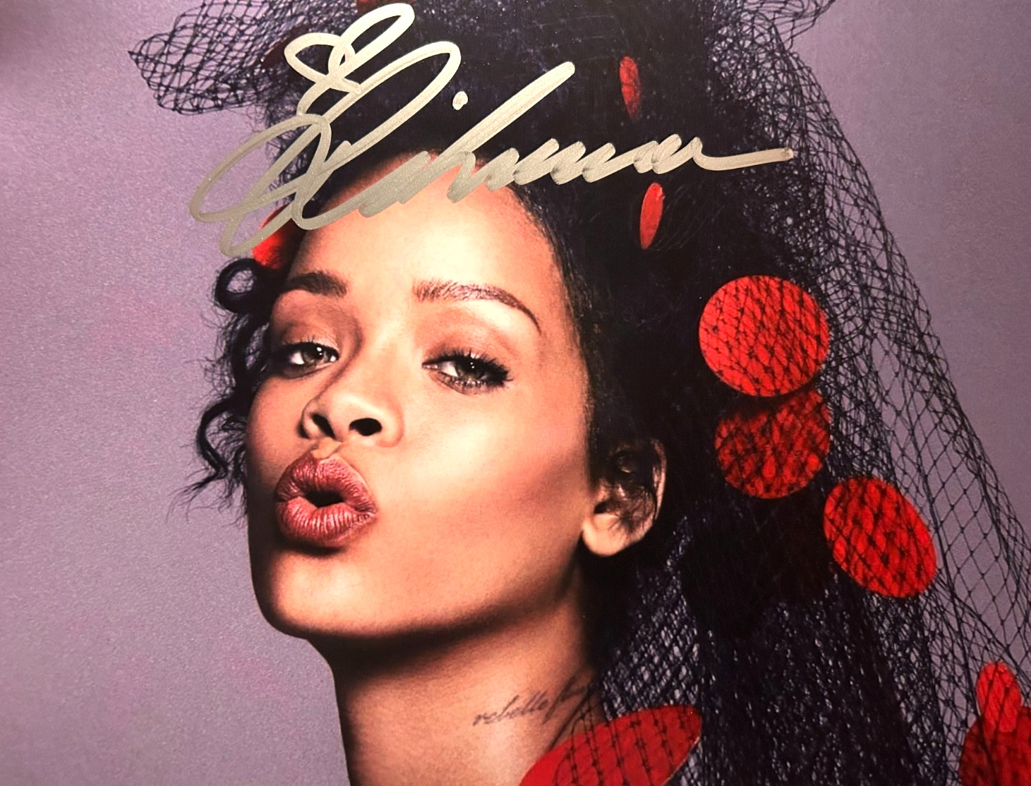 RIHANNA Signed 8×10 inch Original Authentic Autograph GENUINE w/COA