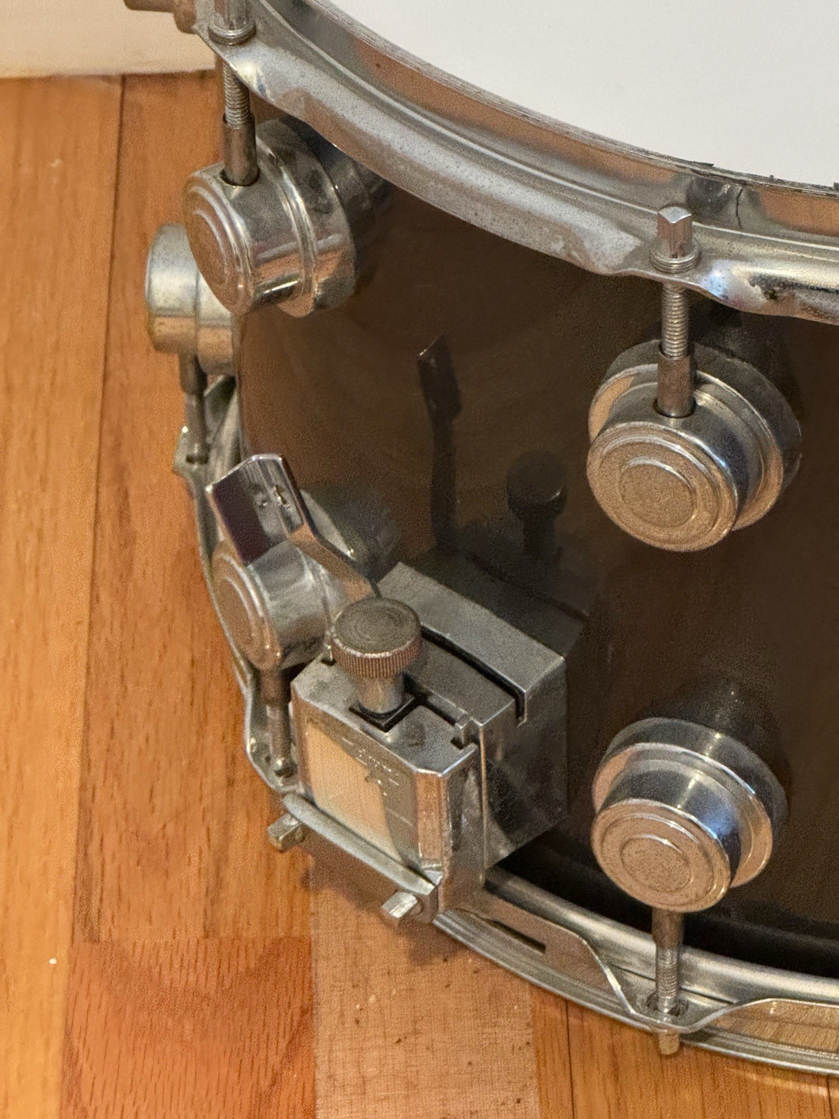 Tommy Lee Personally Owned & Used Signed DW Collector’s Series Snare Drum