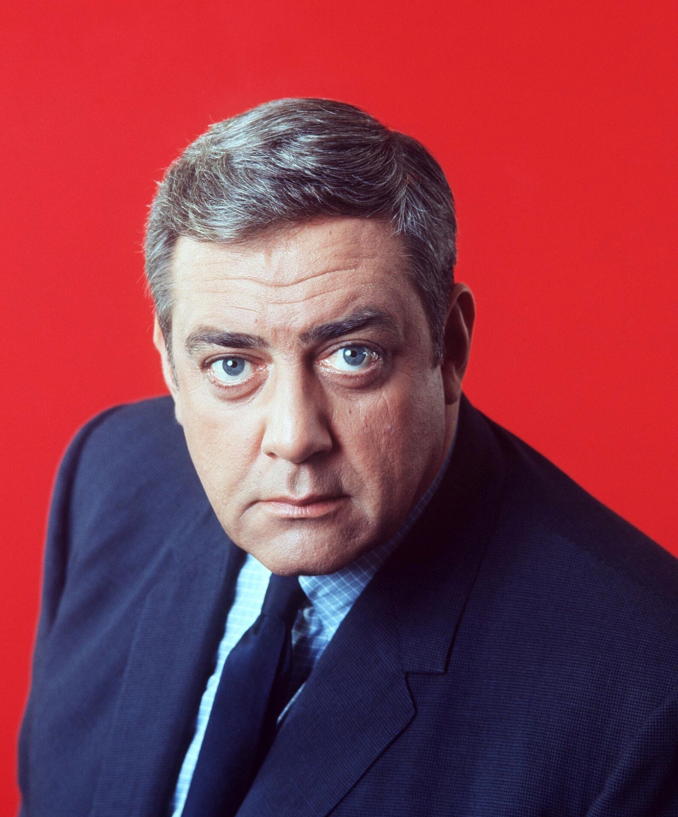 Raymond Burr Suit 8×10 Picture Celebrity Print