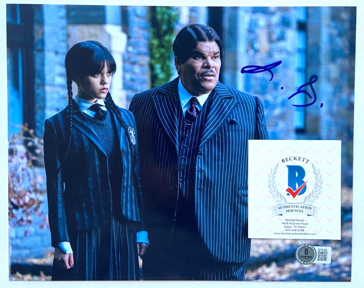 LUIS GUZMAN SIGNED 8X10 PHOTO WEDNESDAY TV SHOW GOMEZ ADDAMS FAMILY BAS