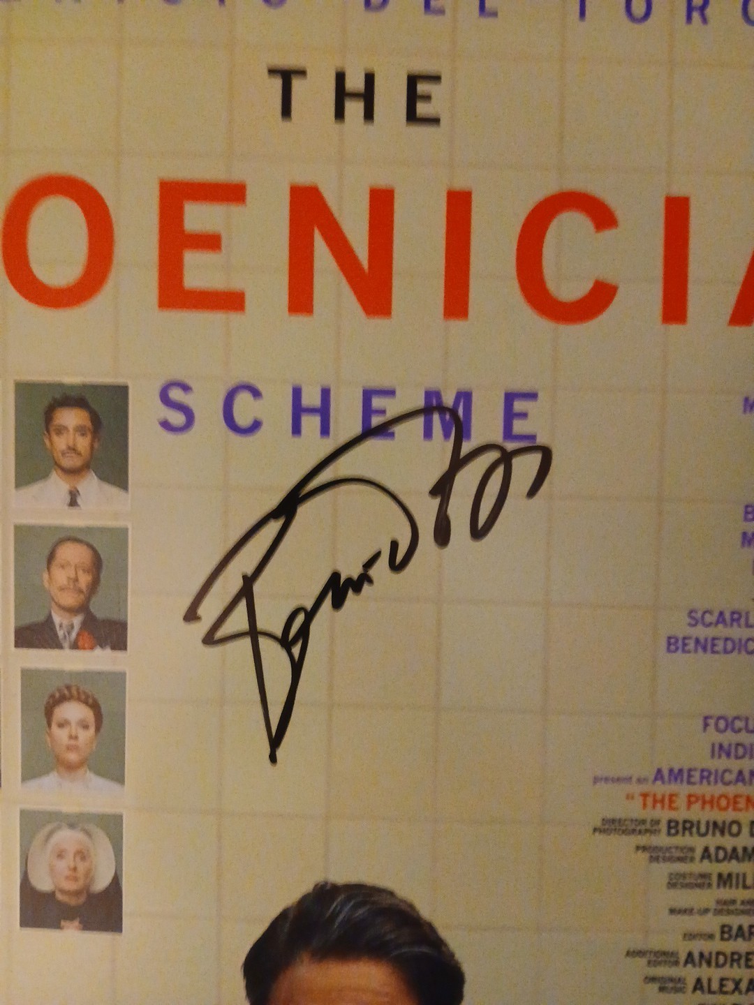 Benicio Del Toro Hand Signed 12×18 THE PHOENICIAN SCHEME Photo
