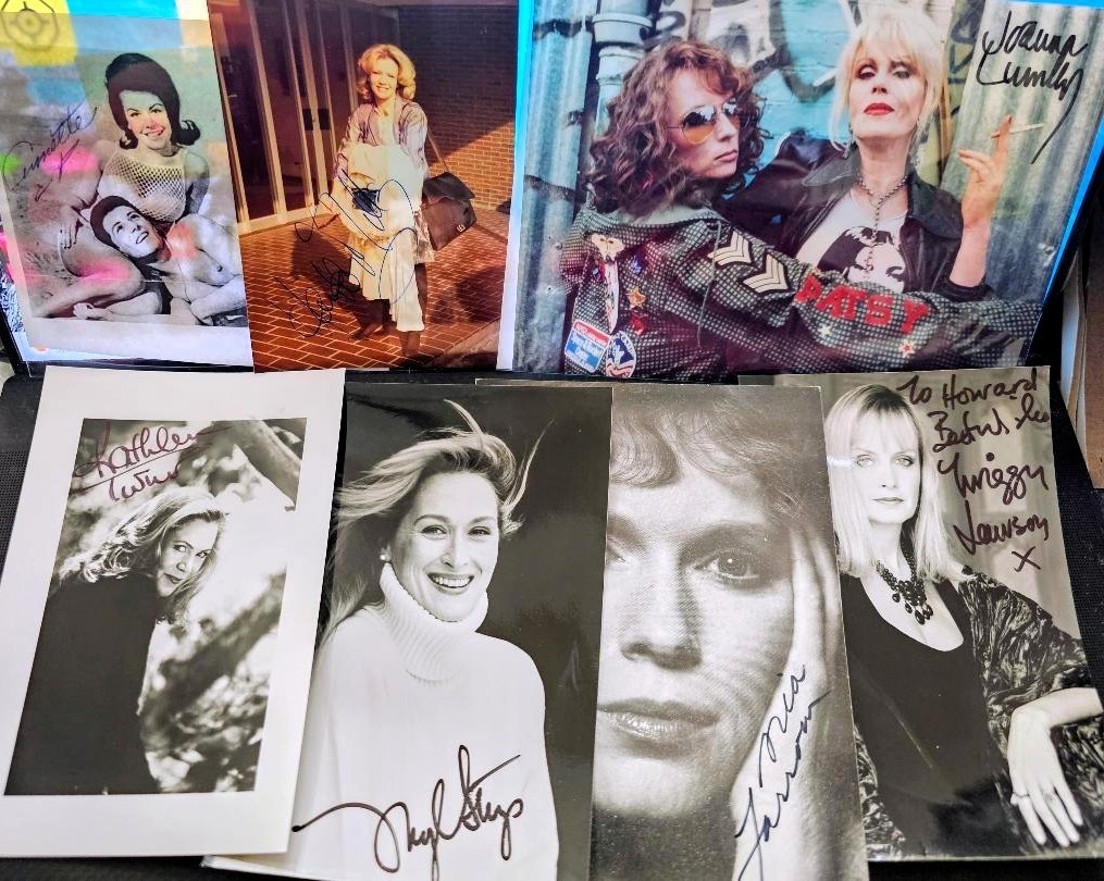 Lot of 7 SIGNED .. inc. Kathleen Turner, Twiggy, Mia Farrow, Meryl Streep+ COAs