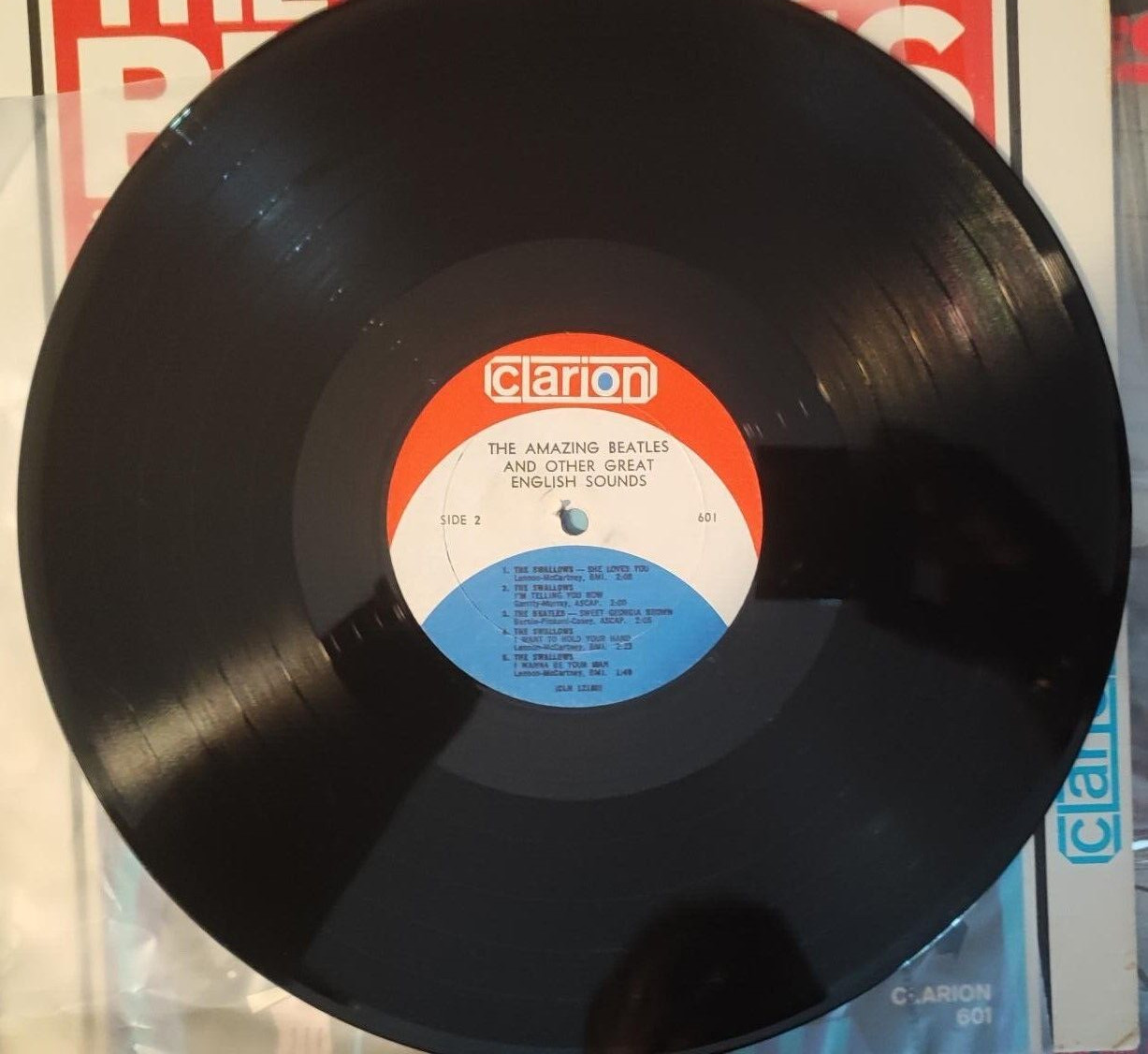 Beautiful 1964 Original NM- The Amazing Beatles on Clarion Records