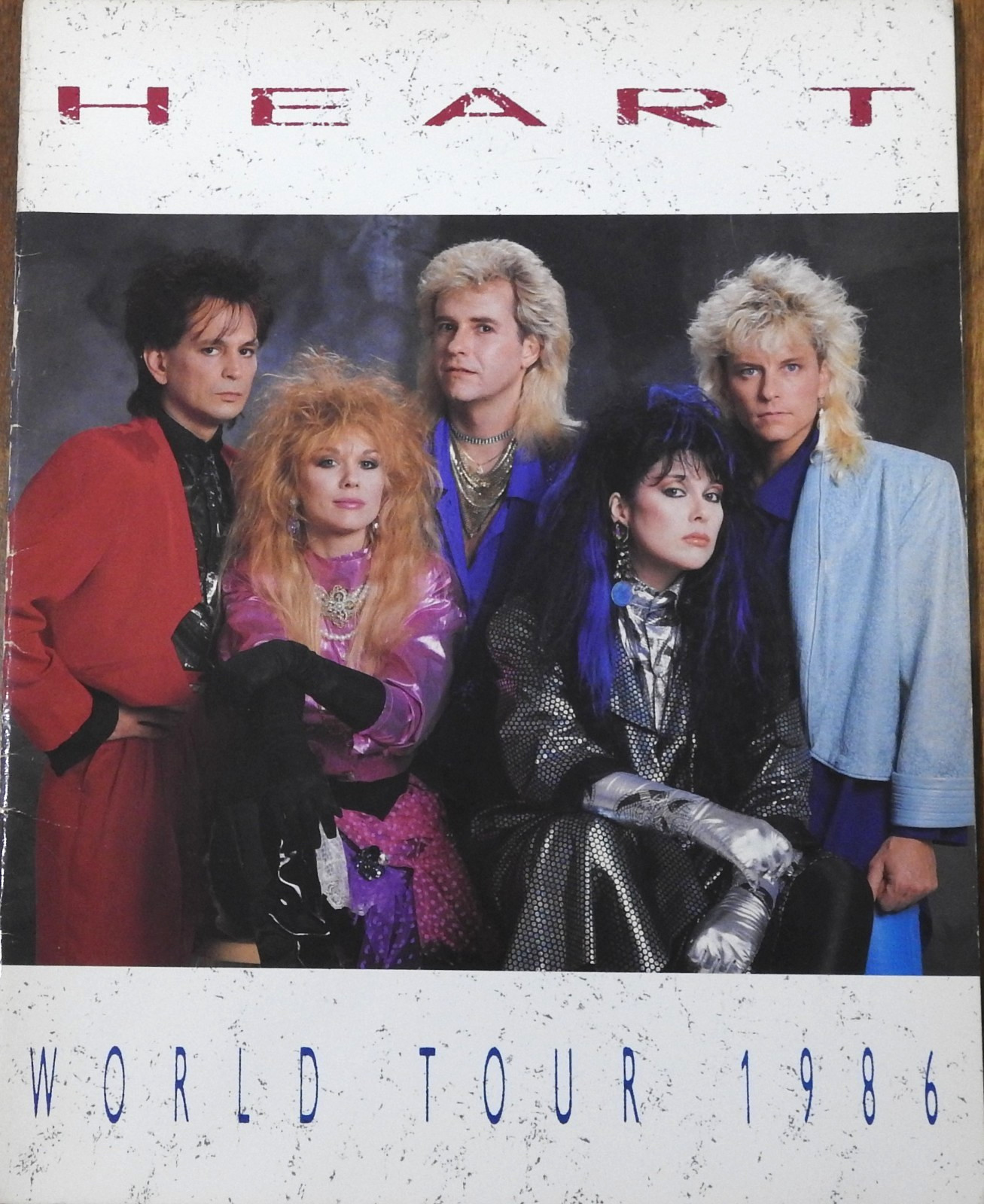 Heart World Tour 1986-Concert Tour Book-Ann & Nancy Wilson-Leese-Andes-Carmassi