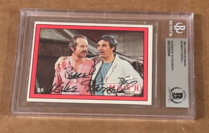 MIKE FARRELL SIGNED 1982 DONRUSS MASH TRADING CARD BECKETT CERTIFIED #6