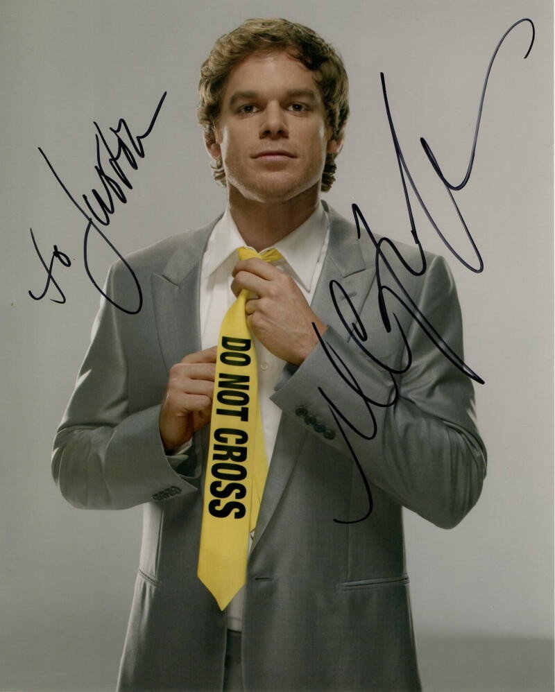MICHAEL C HALL SIGNED AUTOGRAPH 8X10 PHOTO – “TO JUSTIN” – DEXTER MORGAN STAR
