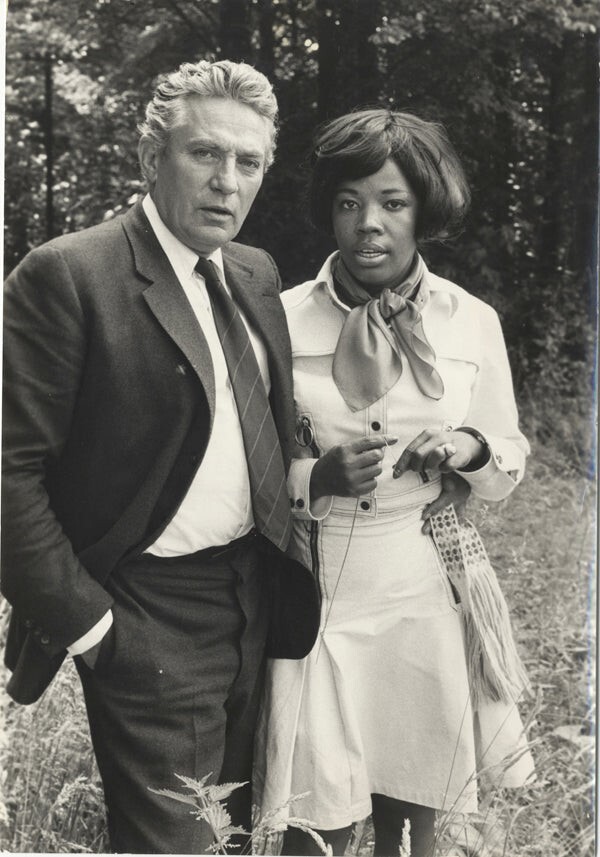 Something to Hide 1972 Peter Finch wife Eletha on location Original 8×11 Photo