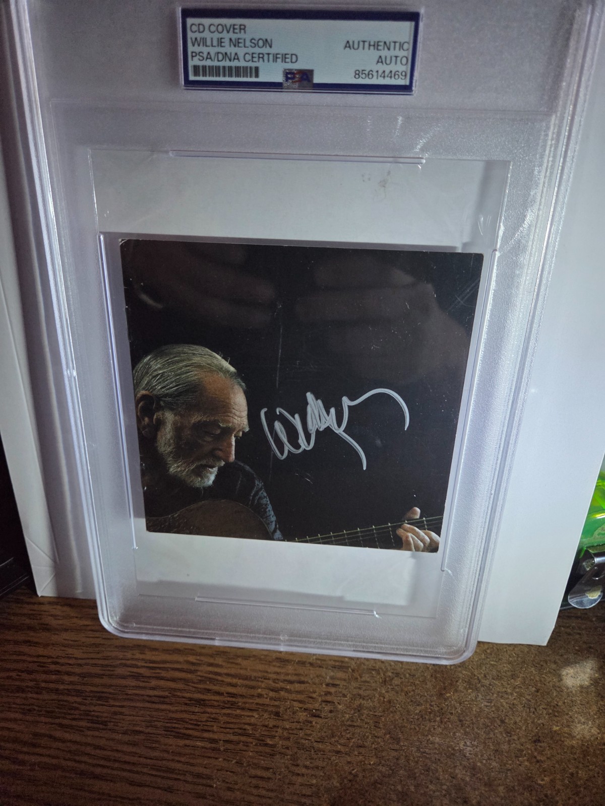 WILLIE NELSON signed LAST MAN STANDING cd insert/cover PSA/DNA encapsulated rare