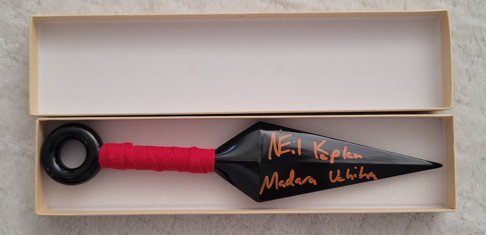 NEIL KAPLAN SIGNED NARUTO PLASTIC KUNAI KNIFE PROP MADARA UCHIHA TOBI JSA COA