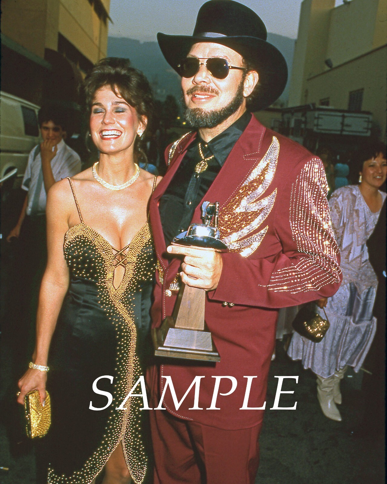 HANK WILLIAMS JR & WIFE MARY JANE THOMAS 1989 CLOSE UP SHOT 8X10 GLOSSY PHOTO