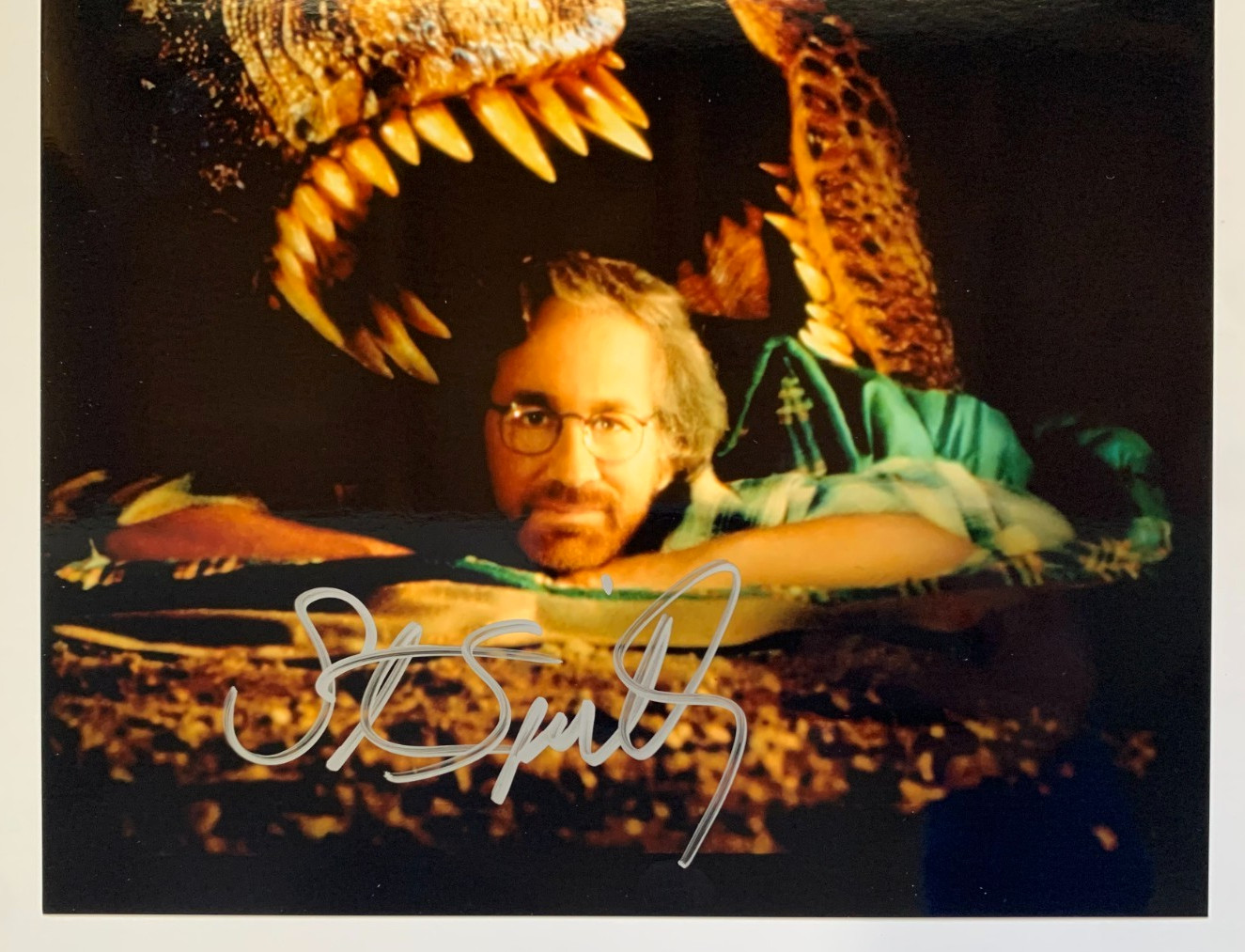 Director STEVEN SPIELBERG signed JURASSIC PARK photo, with COA, 8×10
