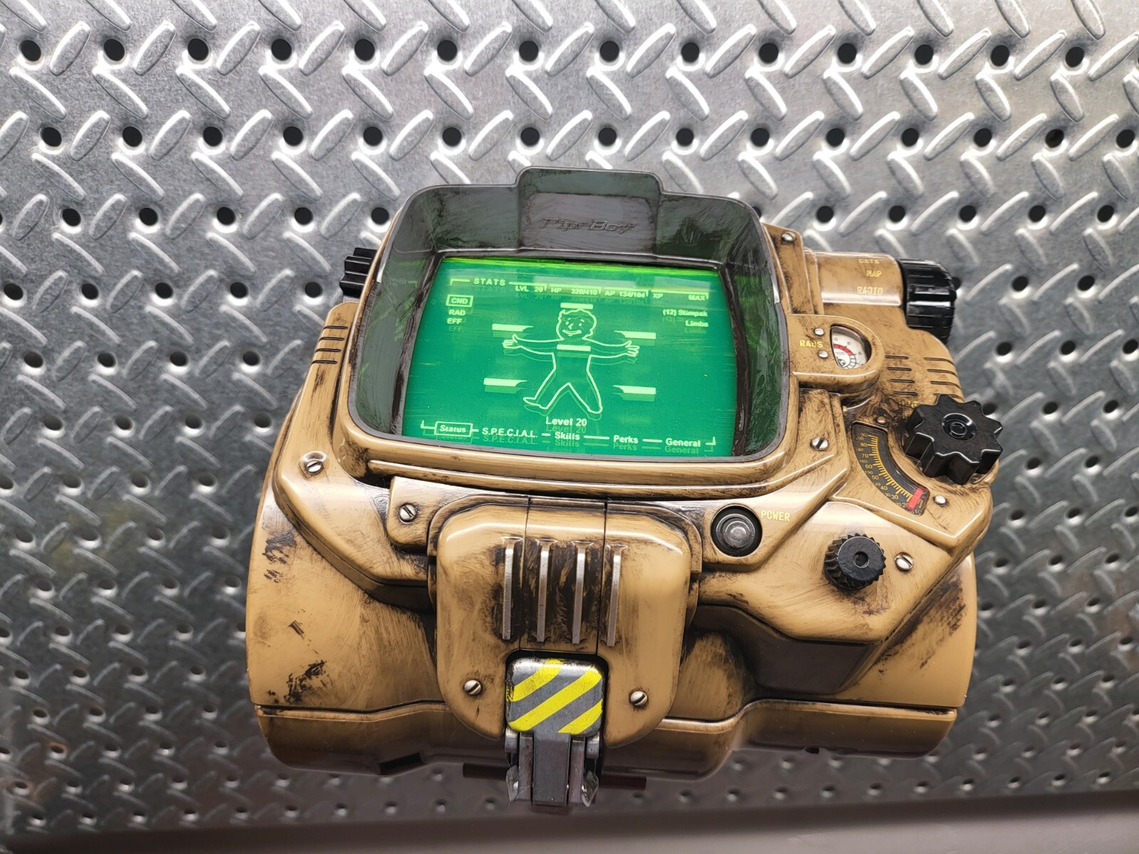 Pip boy 3000 Painted Fallout 4 Wearable Cosplay Prop with Acrylic Screen