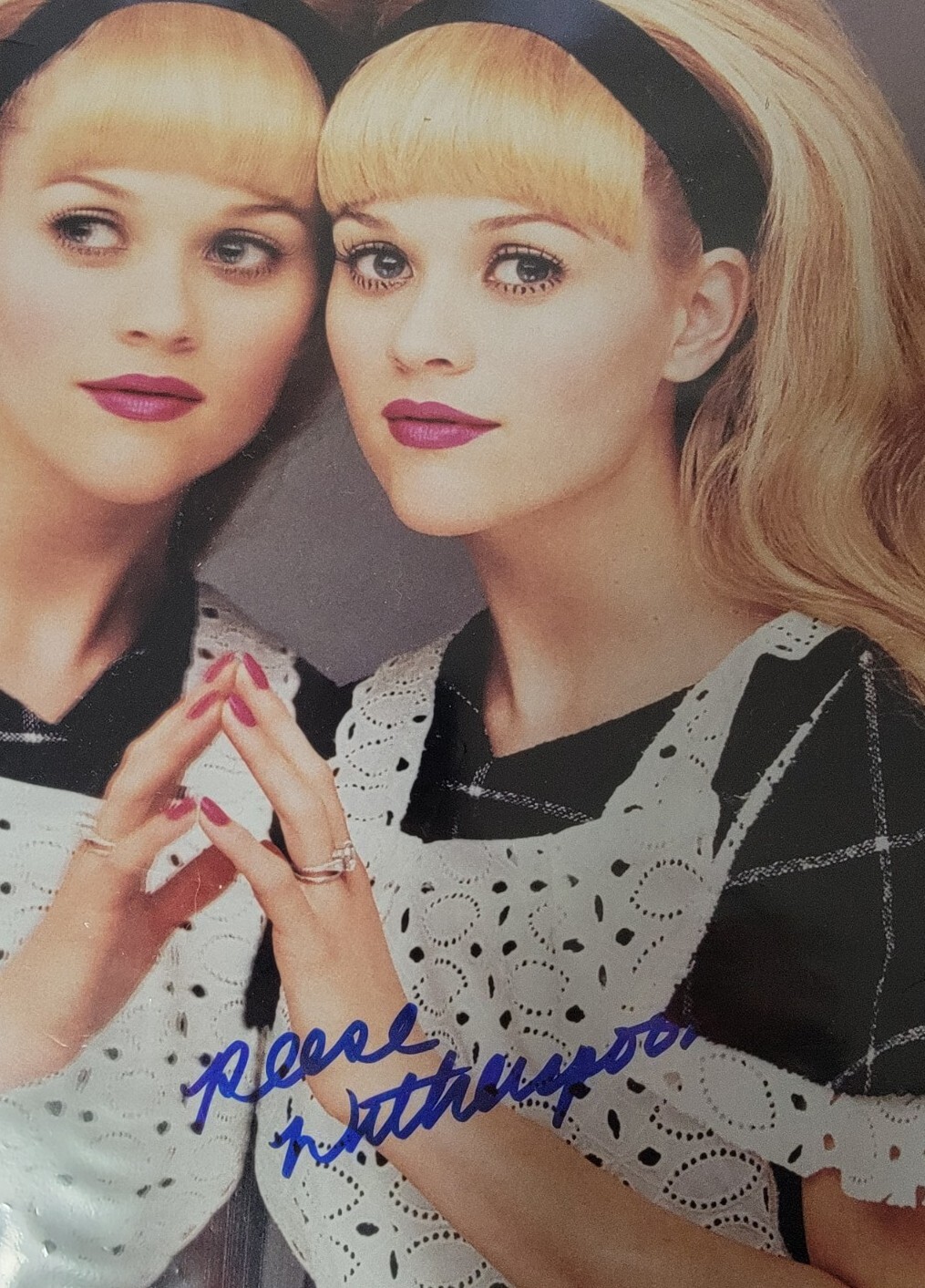 Reese Witherspoon Signed 8 By 10