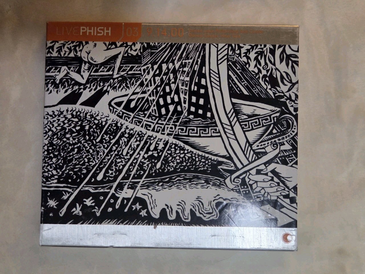 Phish – Live Phish Vol. 3 Sept 14, 2000 At Darien Lake Performing Arts Center