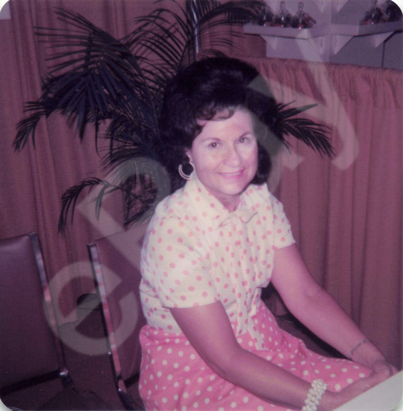 Kitty Wells VINTAGE Candid 3.5×3.5 Photo RARE CM527