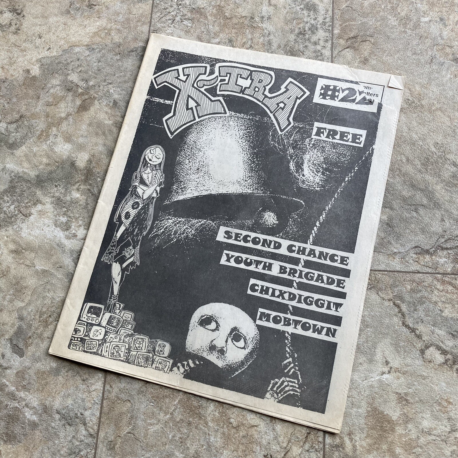 X-Tra #22 Punk Zine 90s Y2k Youth Brigade Mobtown Chixdiggit Second Chance RARE