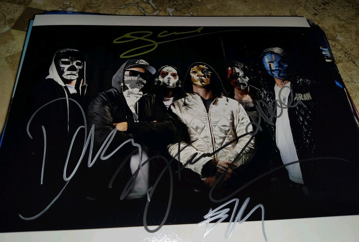 Hollywood Undead Signed 8×10 5 Members Rap Rock Iconic Pose