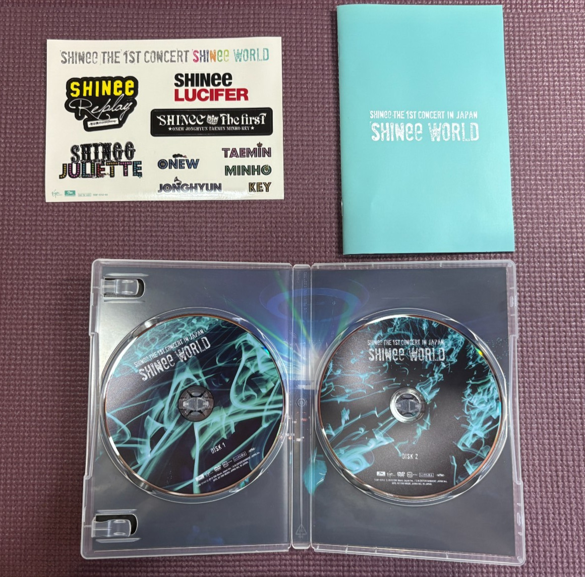 SHINee THE 1ST CONCERT IN JAPAN DVD Set( Photo Booklet, Sticker included)