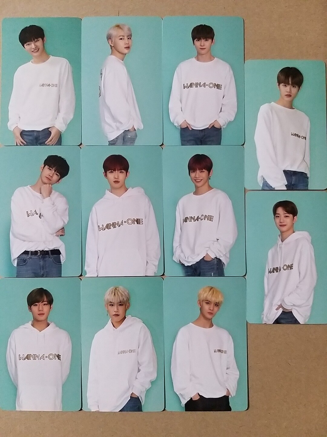WANNA ONE 2019 Season’s Greeting Official Photocard Photo Card Set ONLY