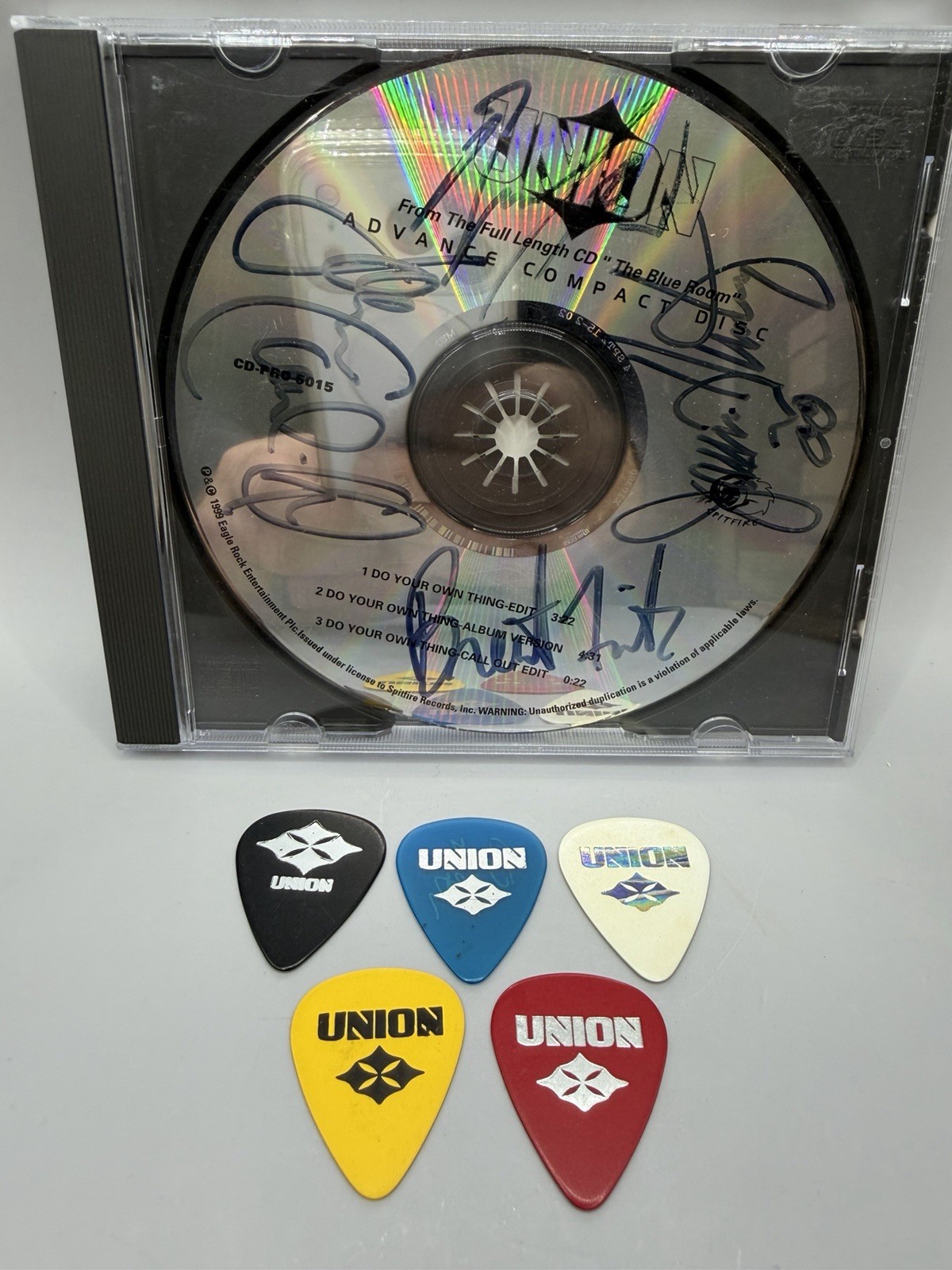 Union The Blue Room Autographed CD With 5 Tour Concert Guitar Picks