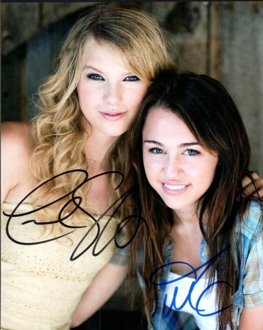 Taylor Swift & Miley Cyrus Autographed Original 8×10 Photo LOA TTM