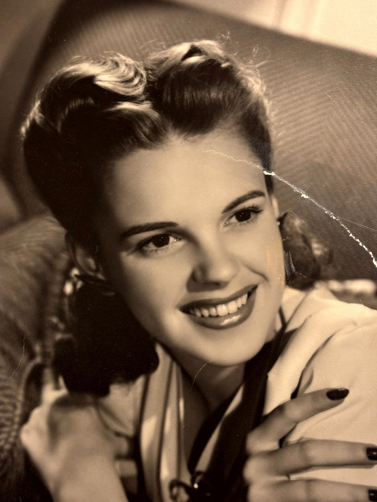 Judy Garland Extremely Rare Early Autographed Oversize 10/13 Photo 40s