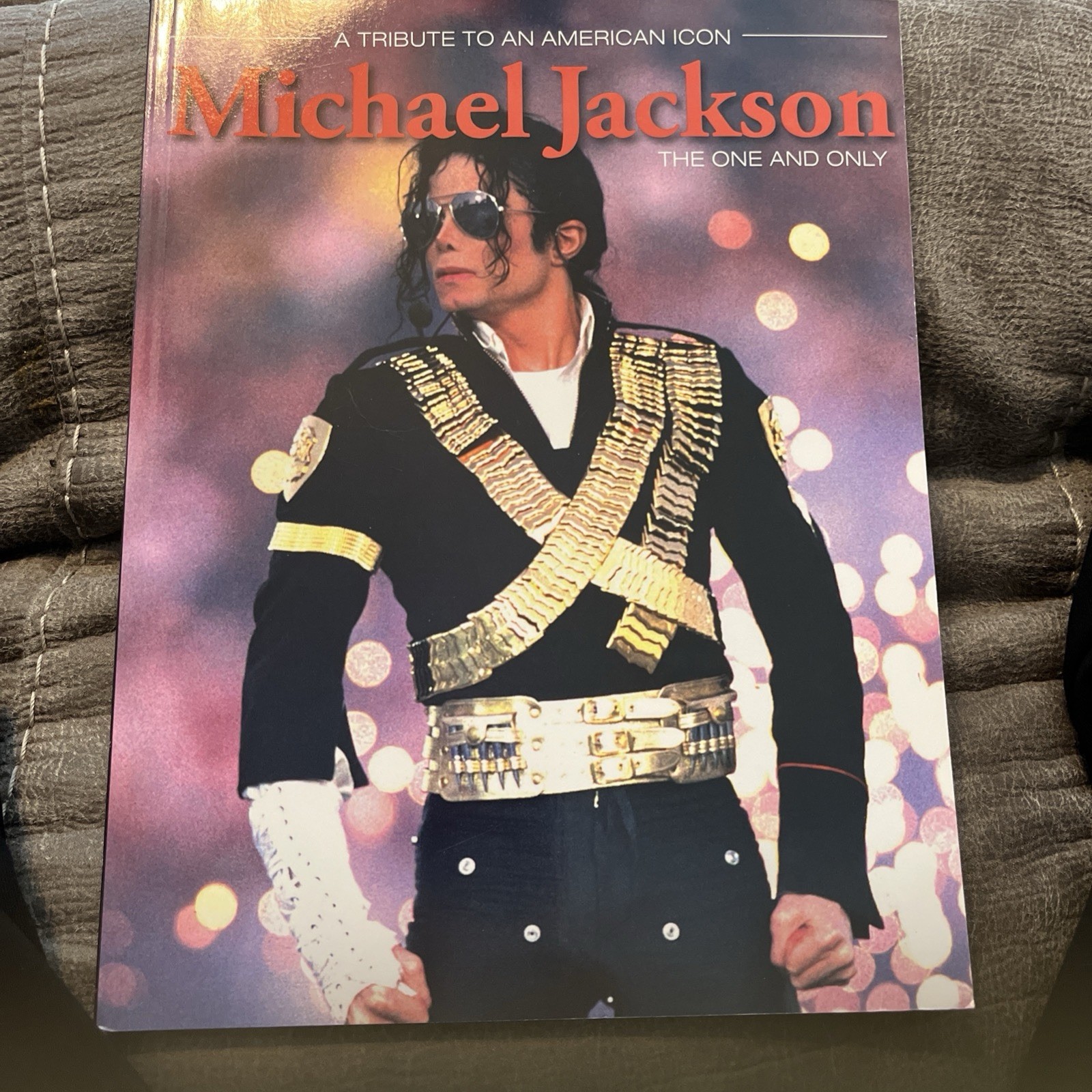 MICHAEL JACKSON A TRIBUTE TO AN AMERICAN ICON THE ONE AND ONLY TRIUMPH BOOKS
