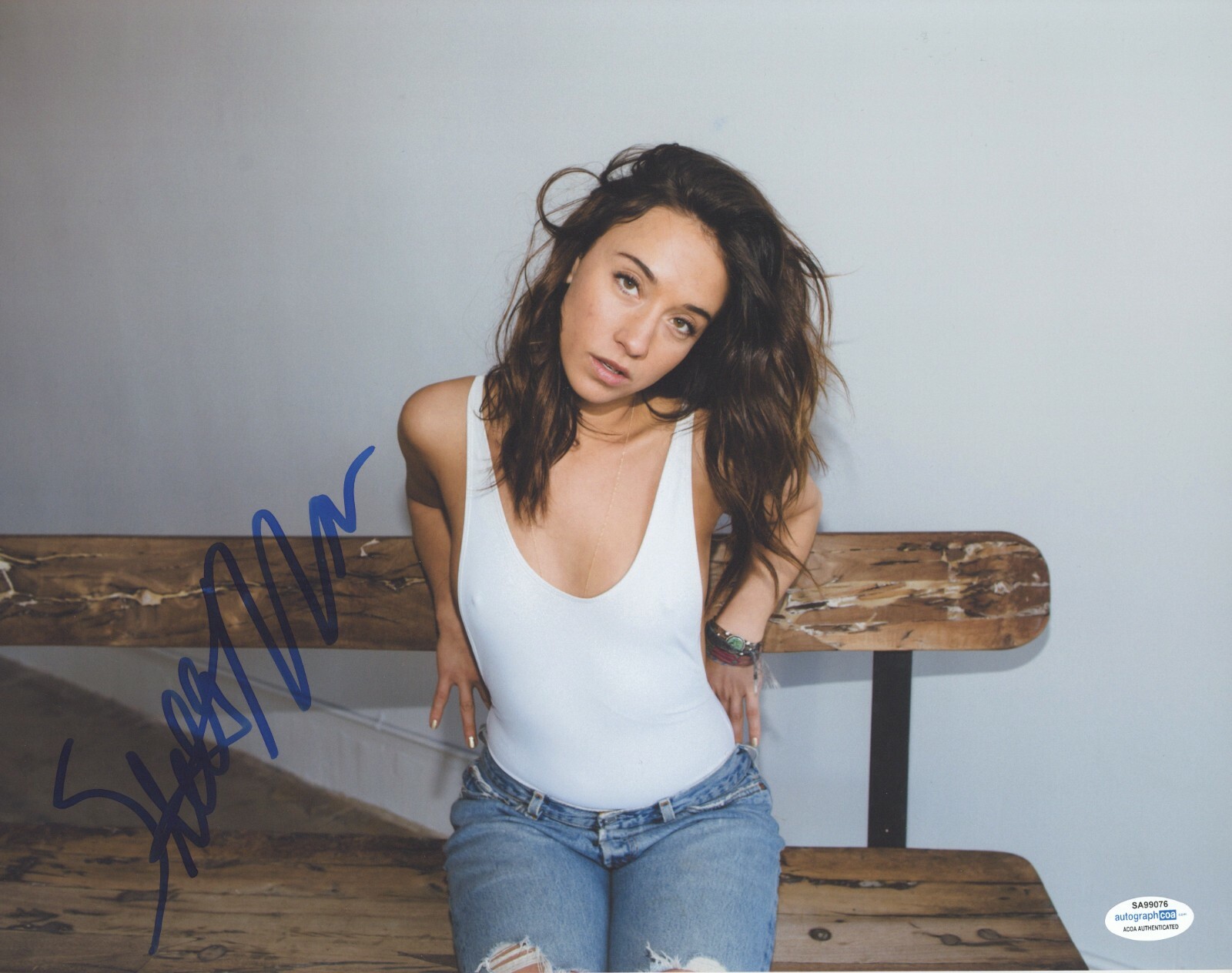 Sexy Magicians Stella Maeve Autographed Signed 11×14 Photo COA #1