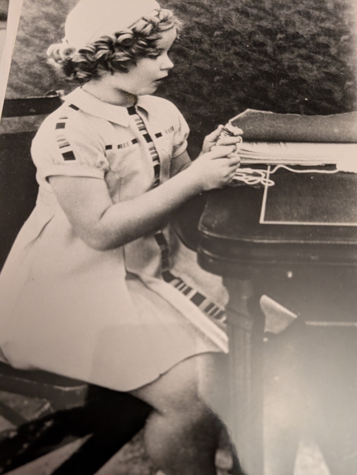 1930’s Hollywood Glossy SHIRLEY TEMPLE at a table w/yarn
