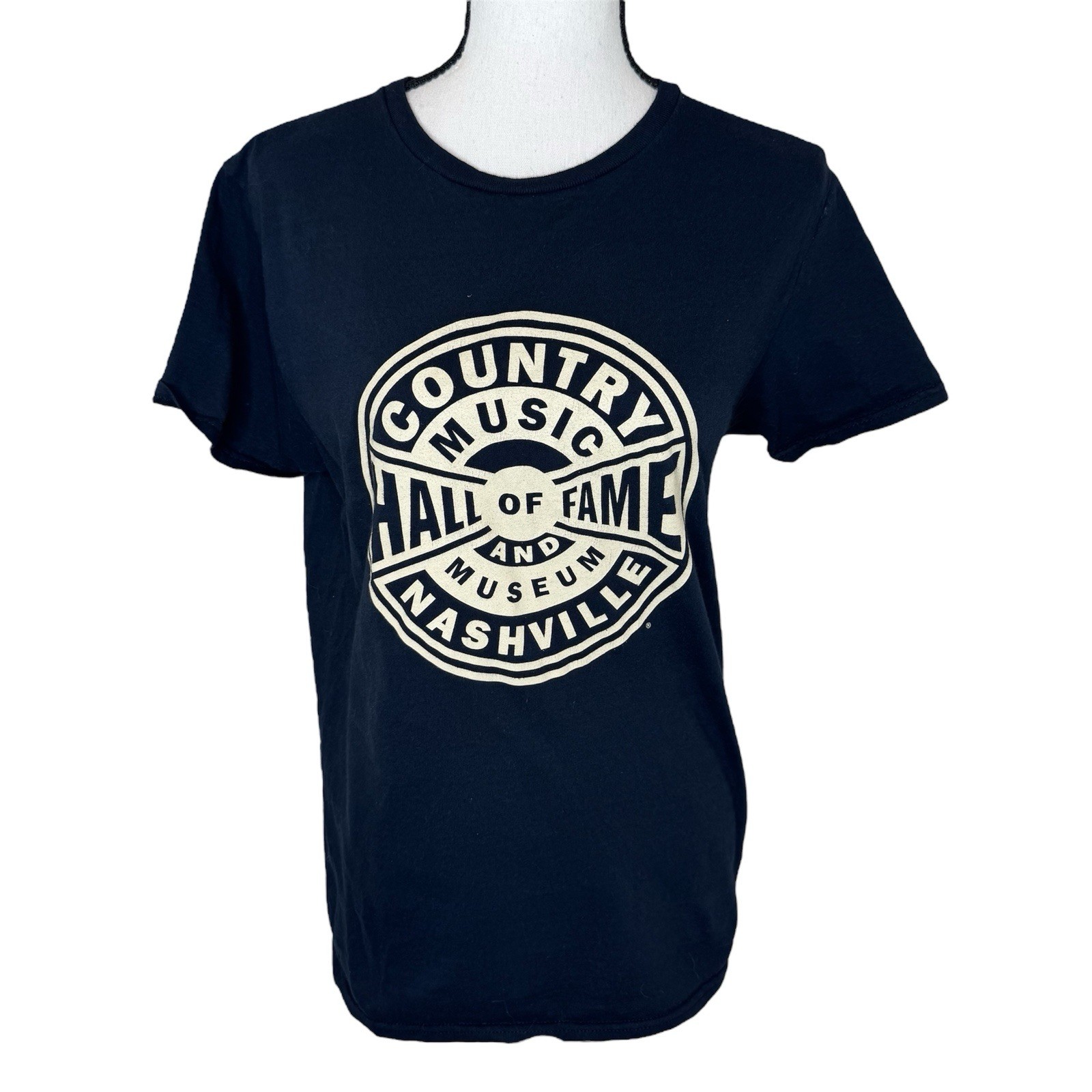 Original Country Music Hall Of Fame & Museum Nashville Women’s Small T-shirt