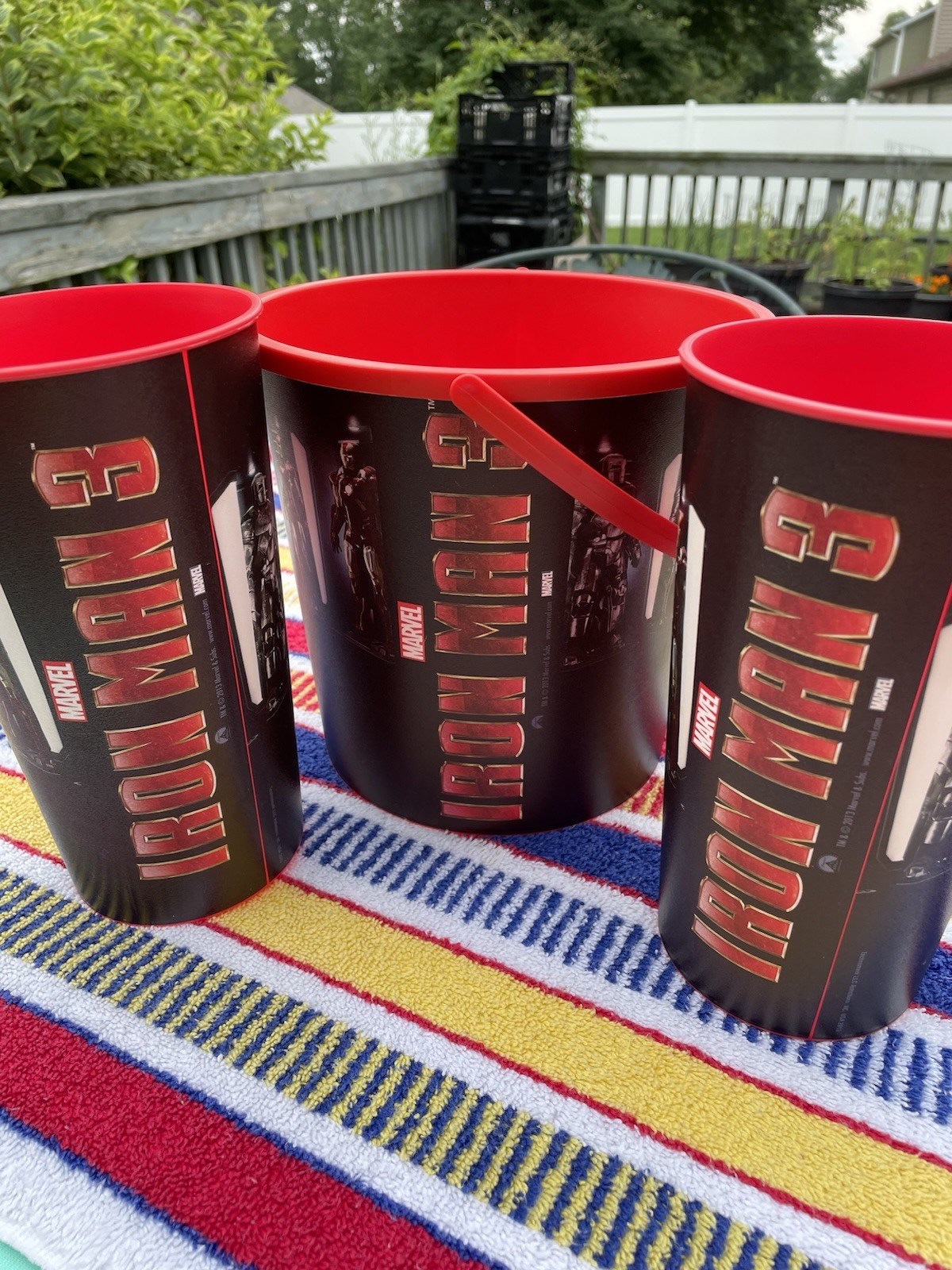 Marvel Iron Man 3 – Plastic Popcorn Bucket with 2 Large Cups 2013