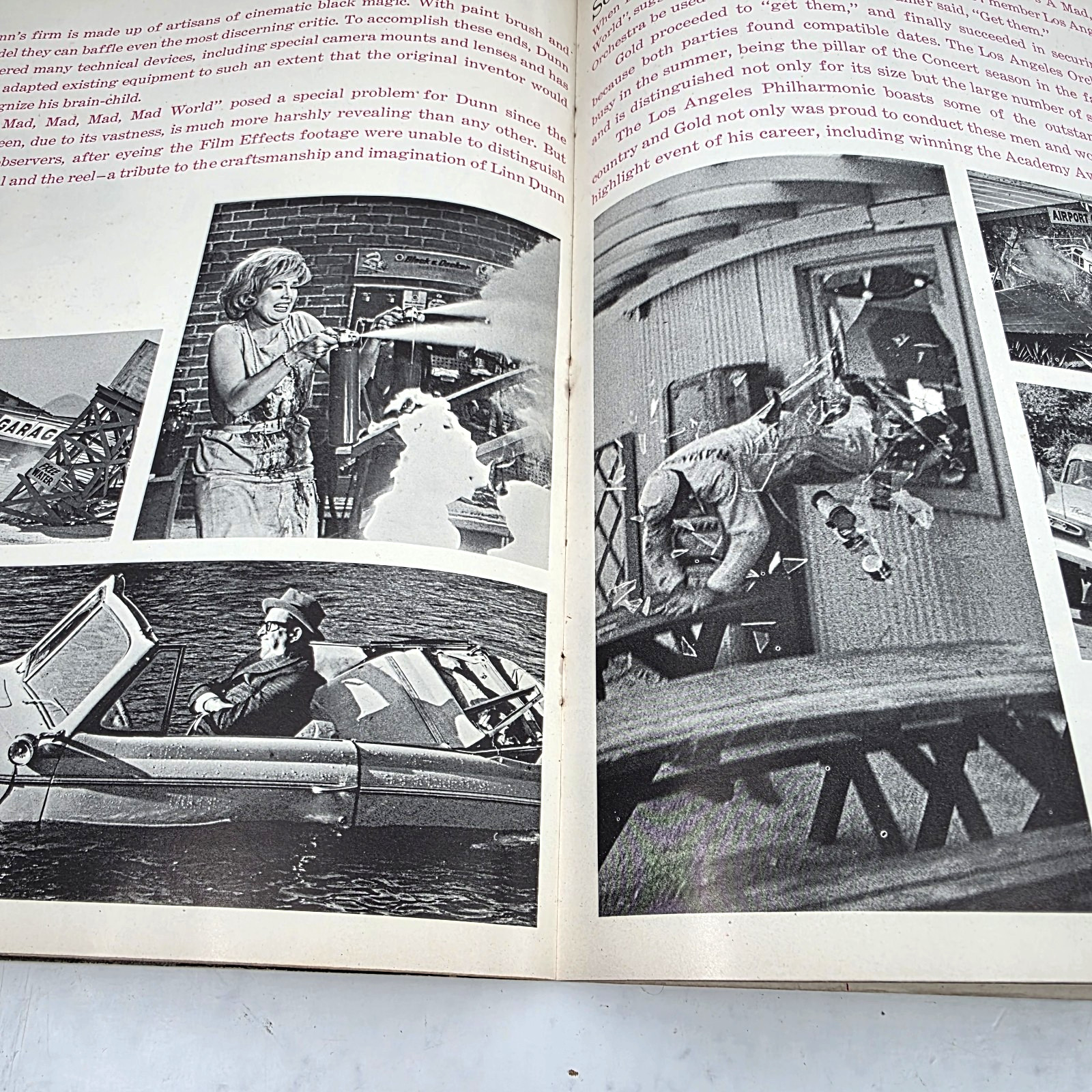 Vintage 1963 It’s a Mad Mad Mad Mad World Souvenir Booklet Program Poster Inside