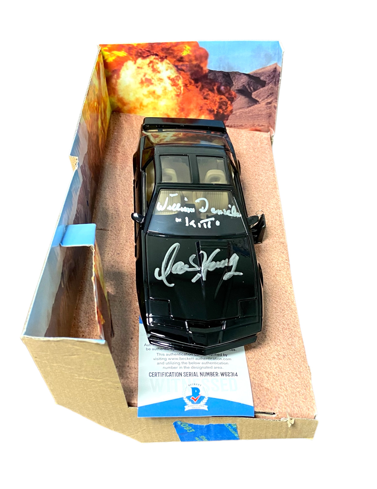 DAVID HASSELHOFF WILLIAM DANIELS SIGNED AUTO KITT 1:24 CAR KNIGHT RIDER BECKETT