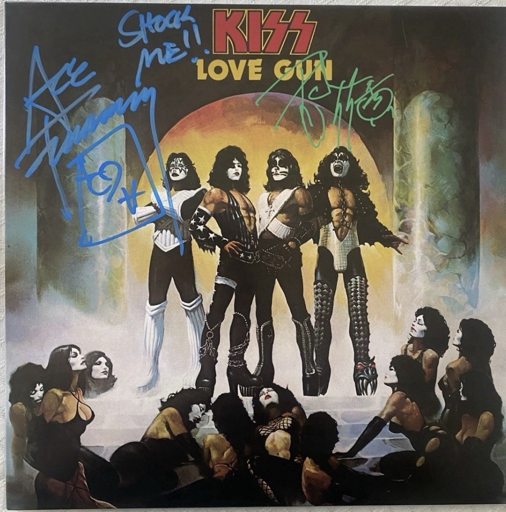 KISS Love Gun Signed Record Autographed Album Ace Frehley Peter Criss