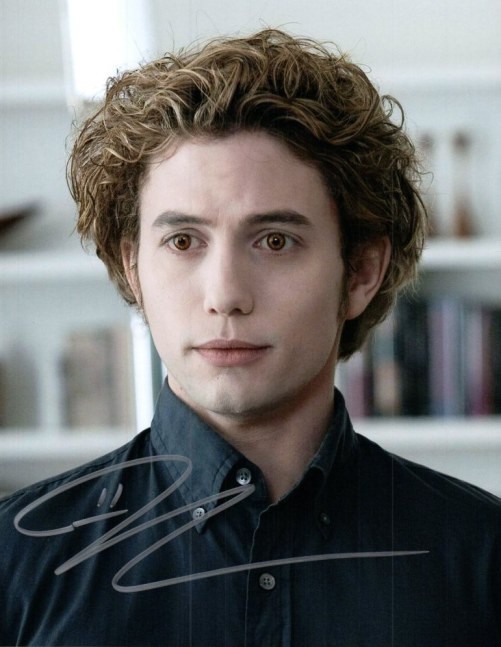 Jackson Rathbone – Twilight Signed 8×10 Photo