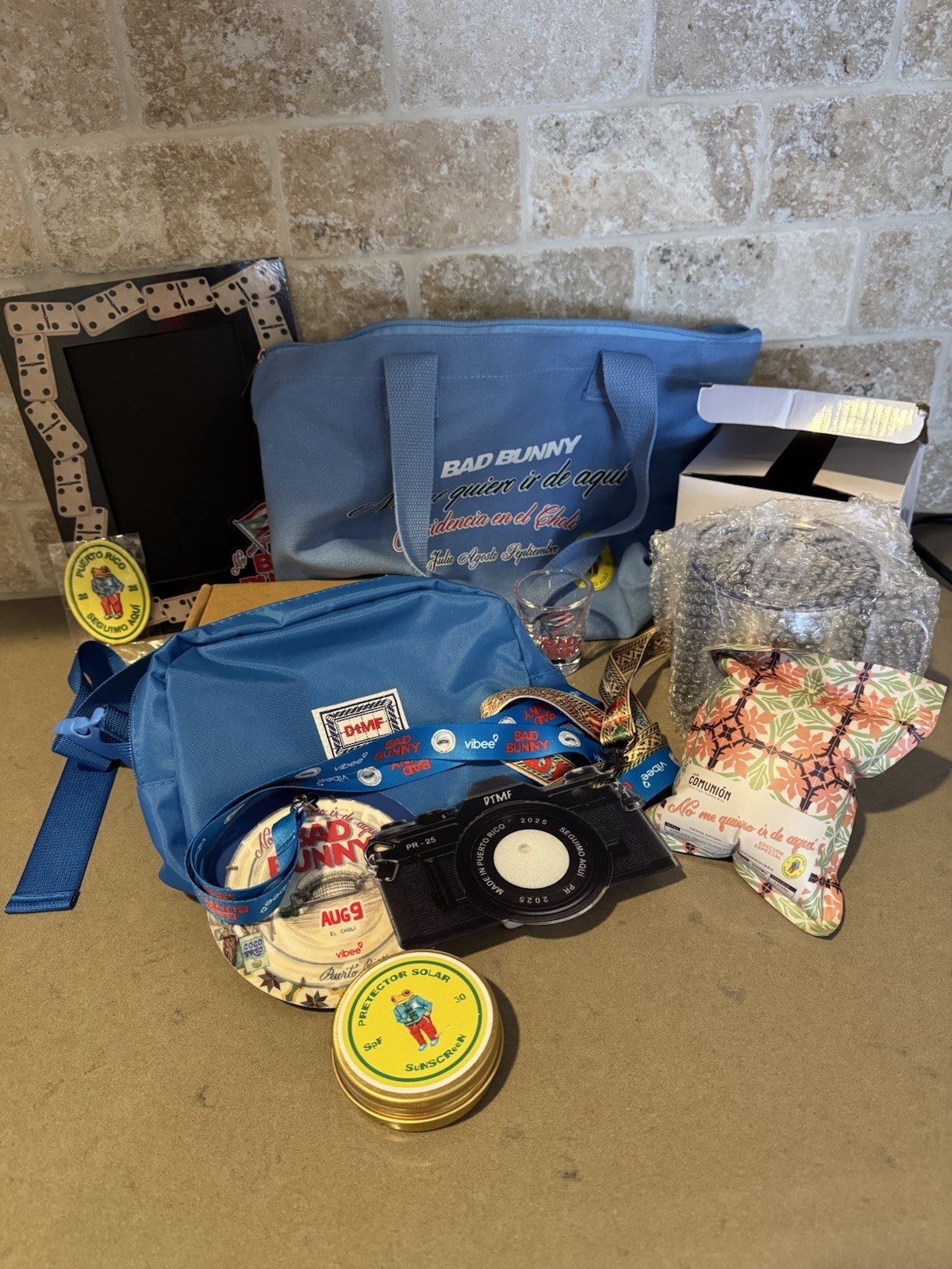 Bad Bunny DTMF No me quiero ir de aqui VIP Exclusive Gift Bag + Accesories PR