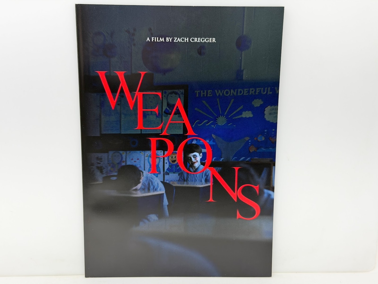 Weapons (2025) Japanese Movie Program + Flyer Josh Brolin, Julia Garner
