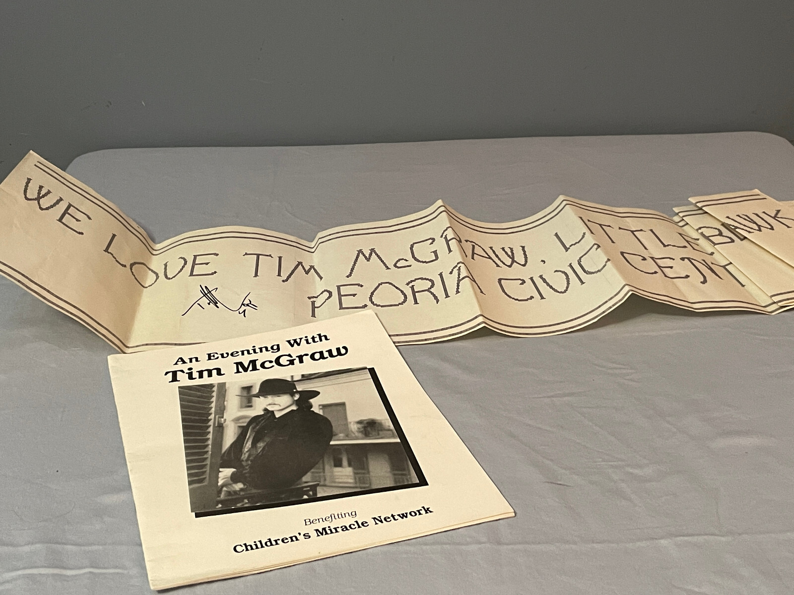 RARE Genuine Tim McGraw Handsigned Homemade Poster with Program
