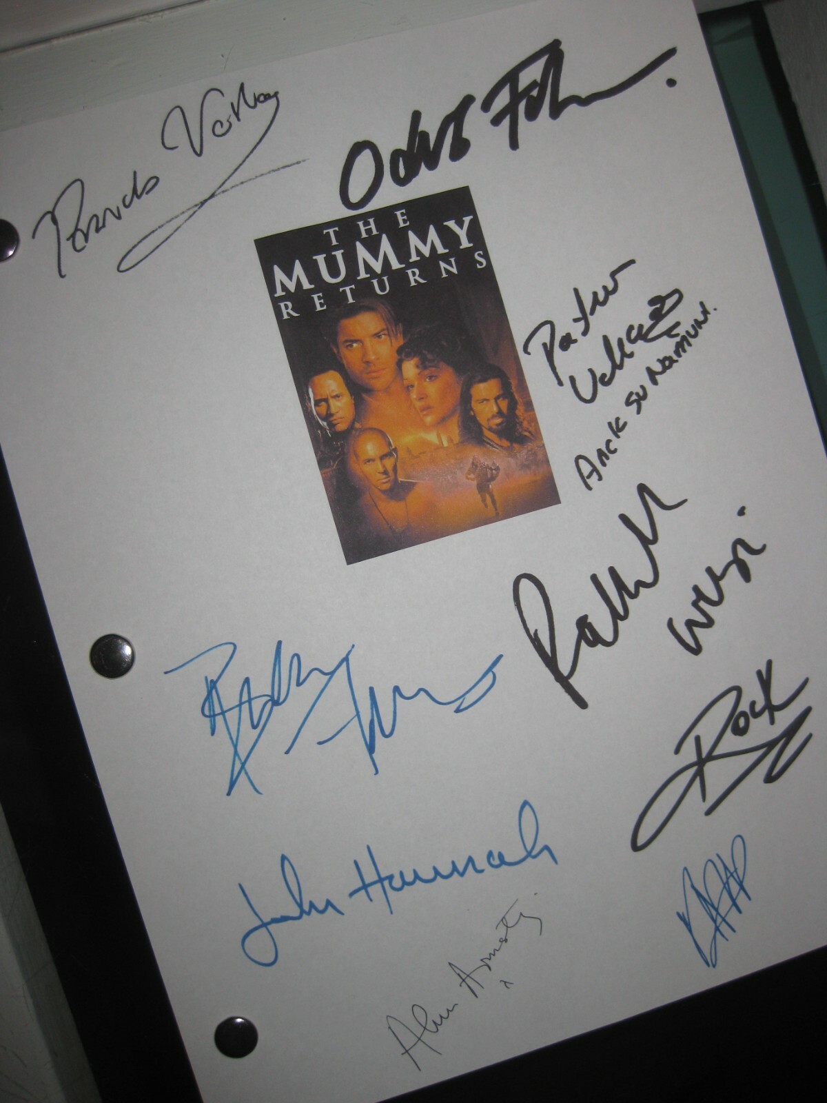 The Mummy Returns 2 Signed Film Script X9 Brendan Fraser Dwayne Rock Johnson RPT